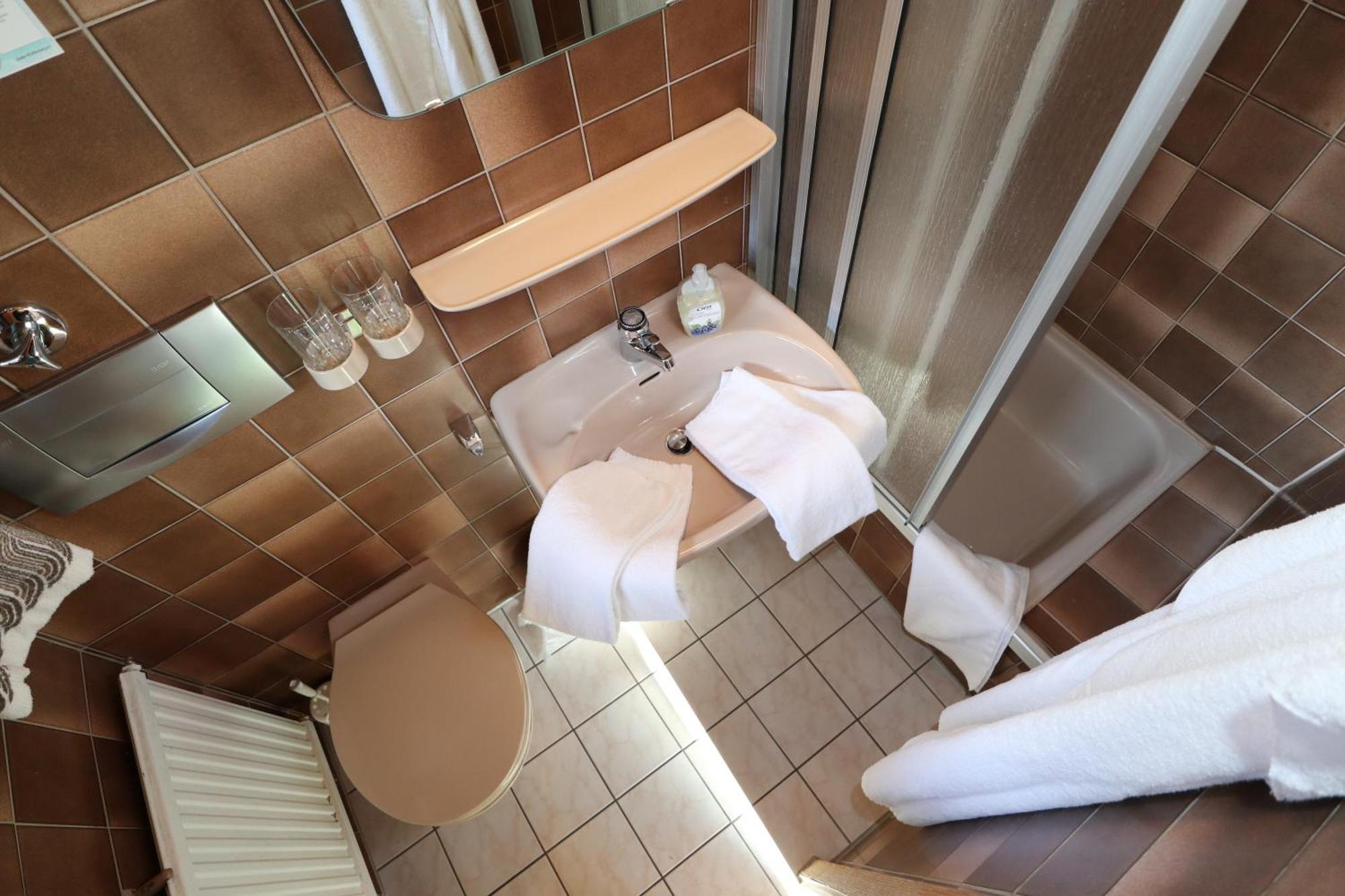 Hoehenpension Glashuette Bed&Breakfast Fruehstueckspension Hotel Garni 博恩多夫·因·斯瓦茨夫 外观 照片